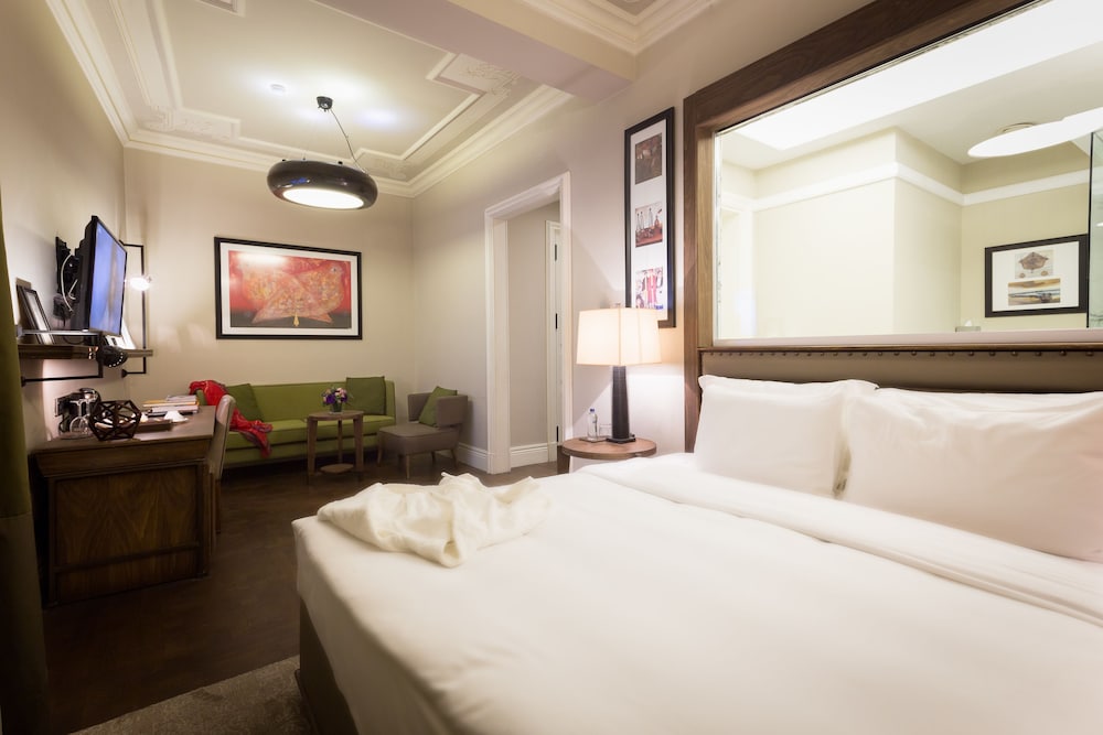The Bank Hotel Istanbul 15