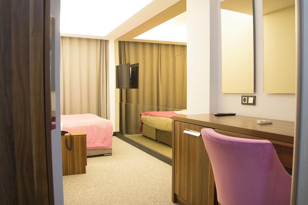 The 22 Hotel 18