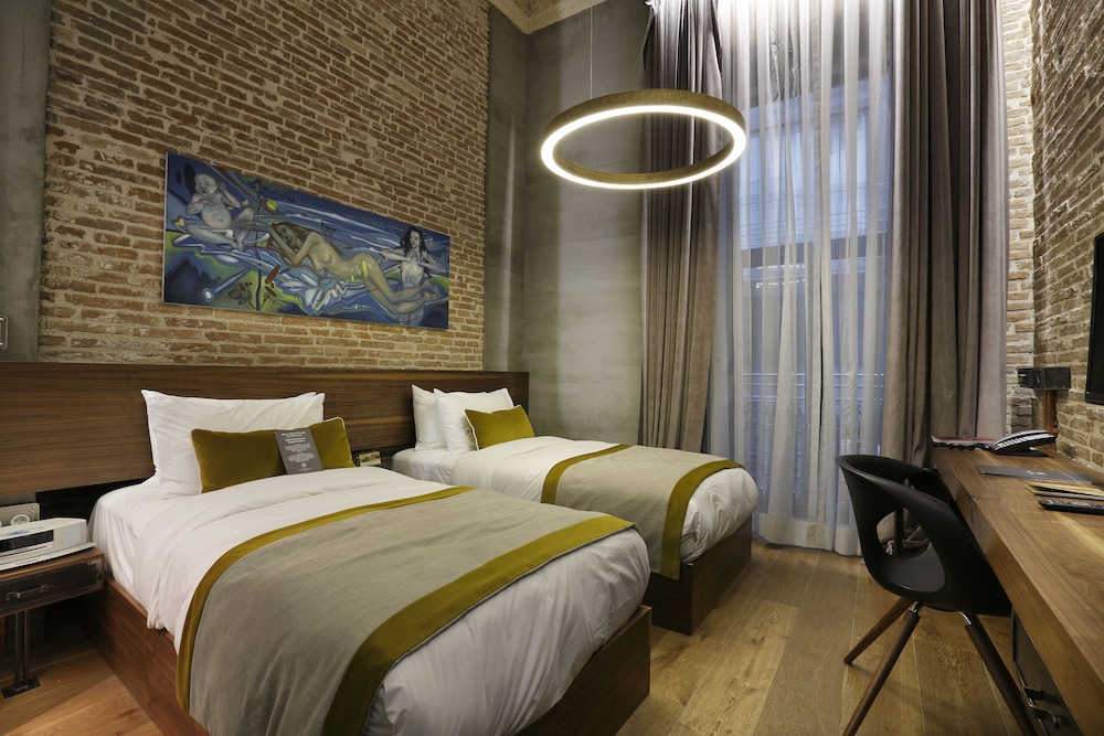 The Public Hotel 15