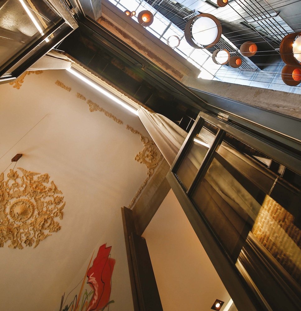 The Public Hotel 24
