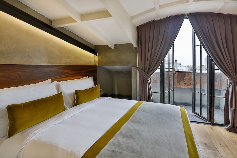 The Public Hotel 23