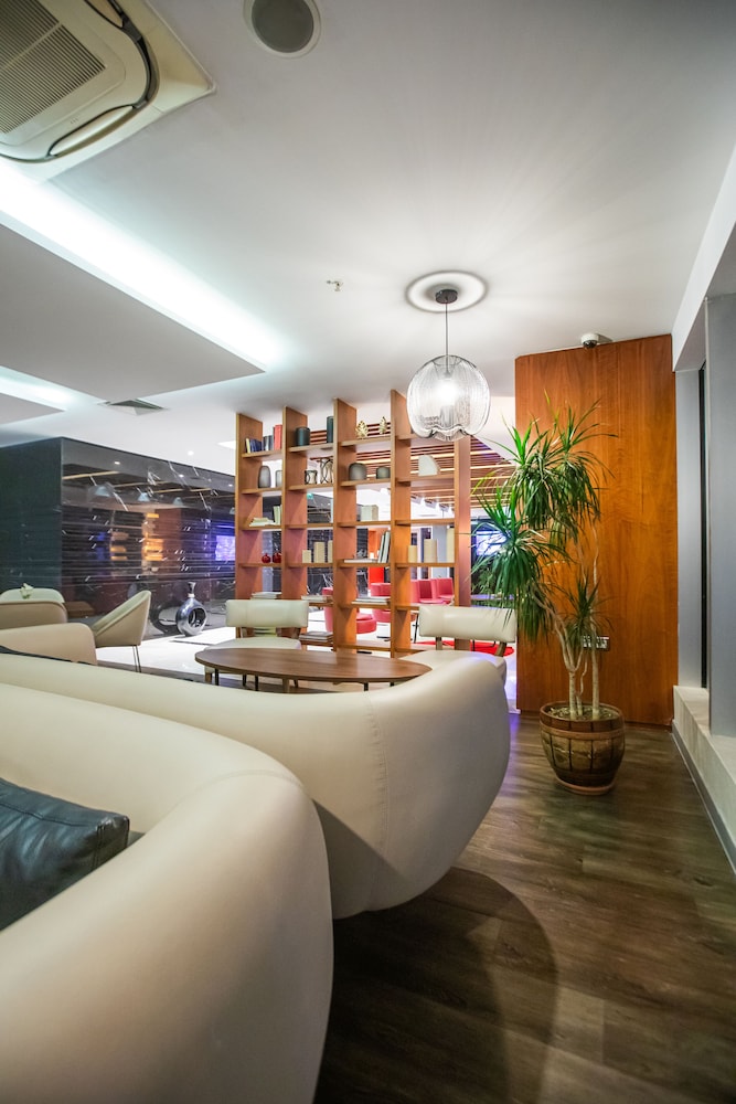 Ramada Encore by Wyndham Istanbul Kartal 4