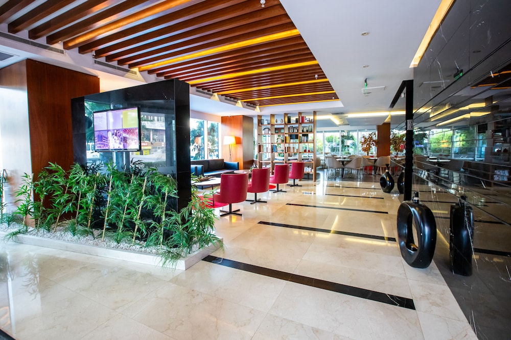Ramada Encore by Wyndham Istanbul Kartal 3
