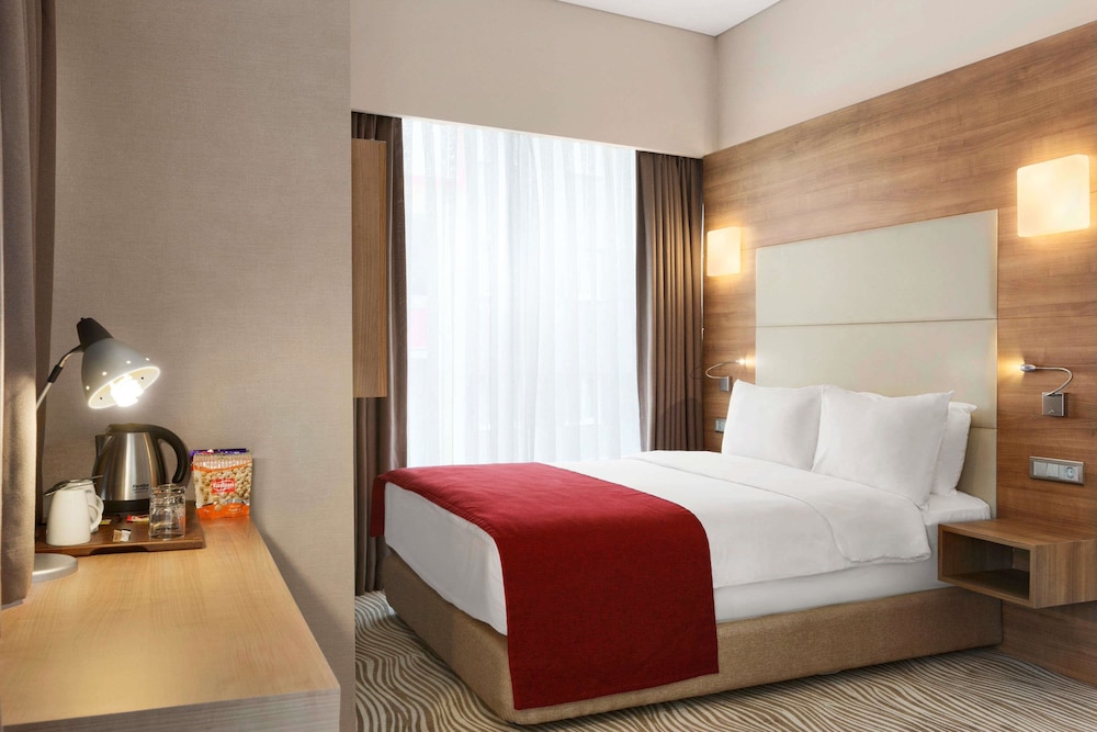 Ramada Encore by Wyndham Istanbul Kartal 24