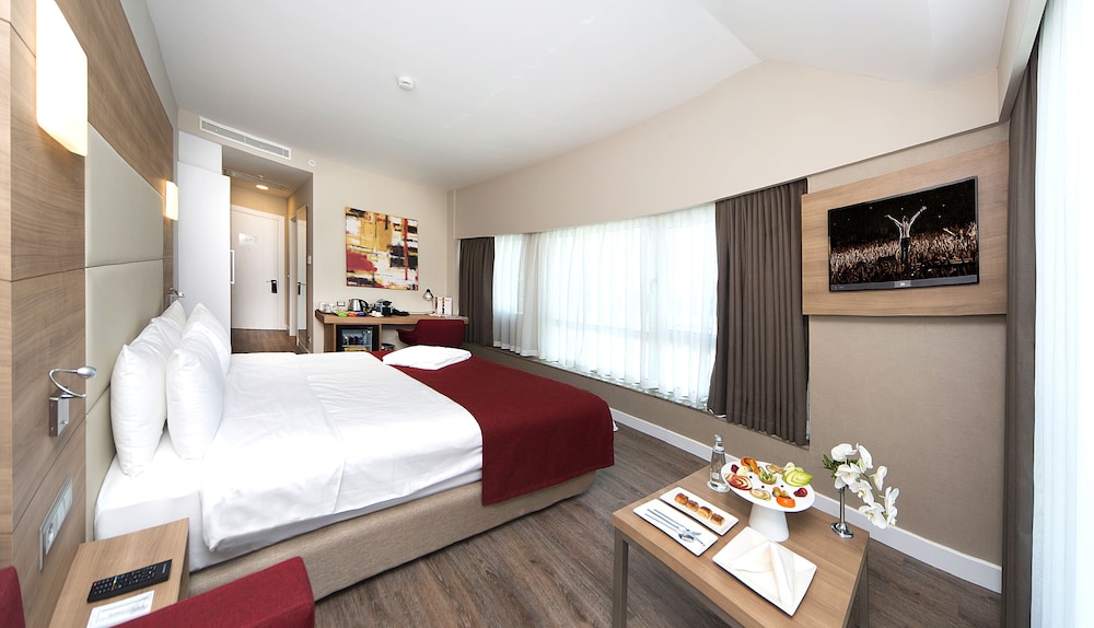 Ramada Encore by Wyndham Istanbul Kartal 13