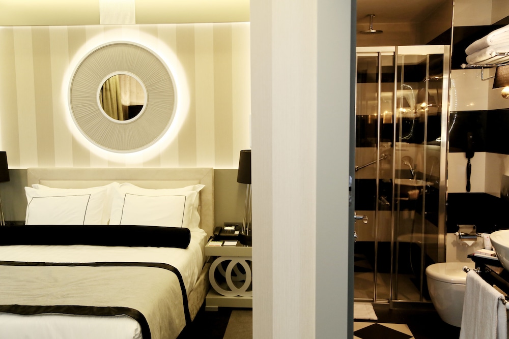 Ramada Hotel & Suites by Wyndham İstanbul Şişli 13