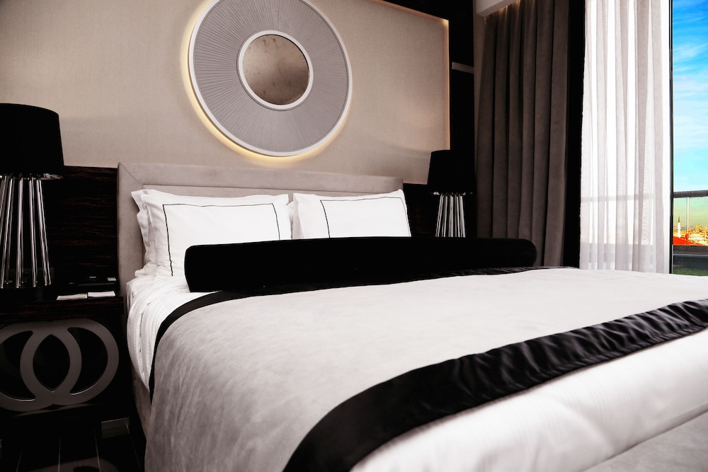 Ramada Hotel & Suites by Wyndham İstanbul Şişli 10