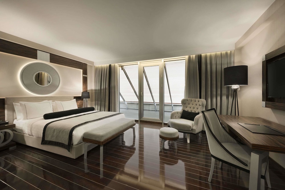 Ramada Hotel & Suites by Wyndham İstanbul Şişli 21