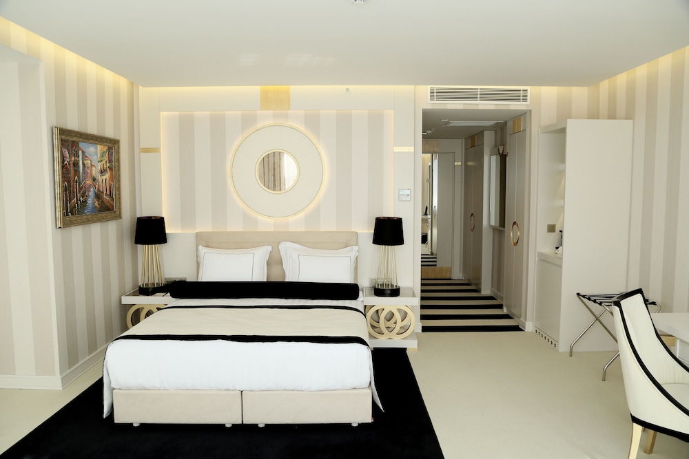 Ramada Hotel & Suites by Wyndham İstanbul Şişli 19