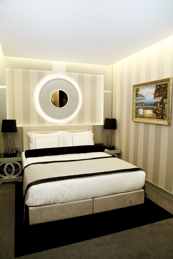 Ramada Hotel & Suites by Wyndham İstanbul Şişli 15