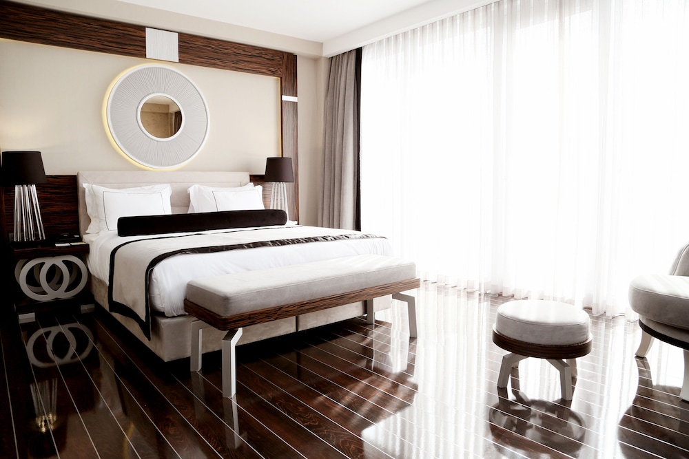 Ramada Hotel & Suites by Wyndham İstanbul Şişli 11