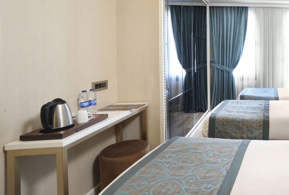 Great Fortune Hotel 9