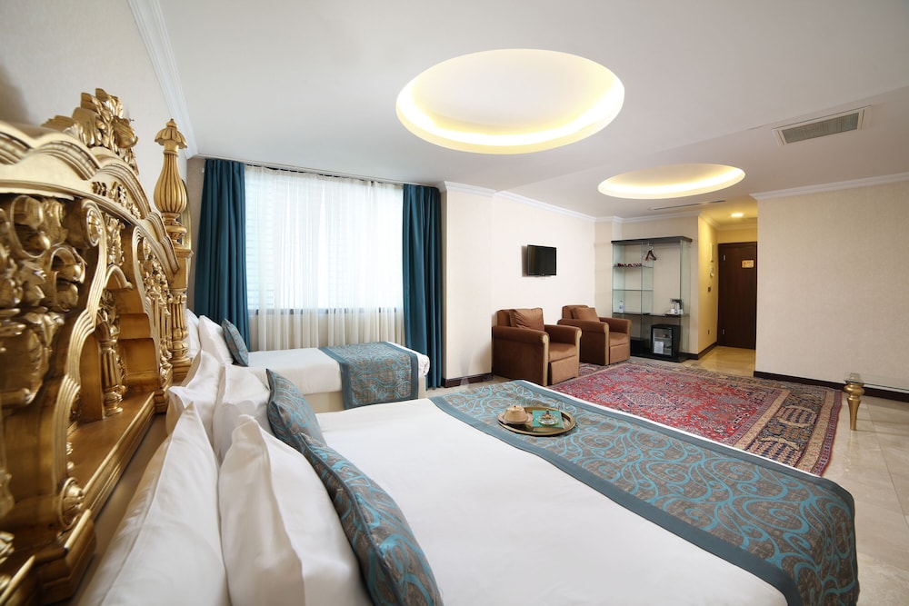 Great Fortune Hotel 21