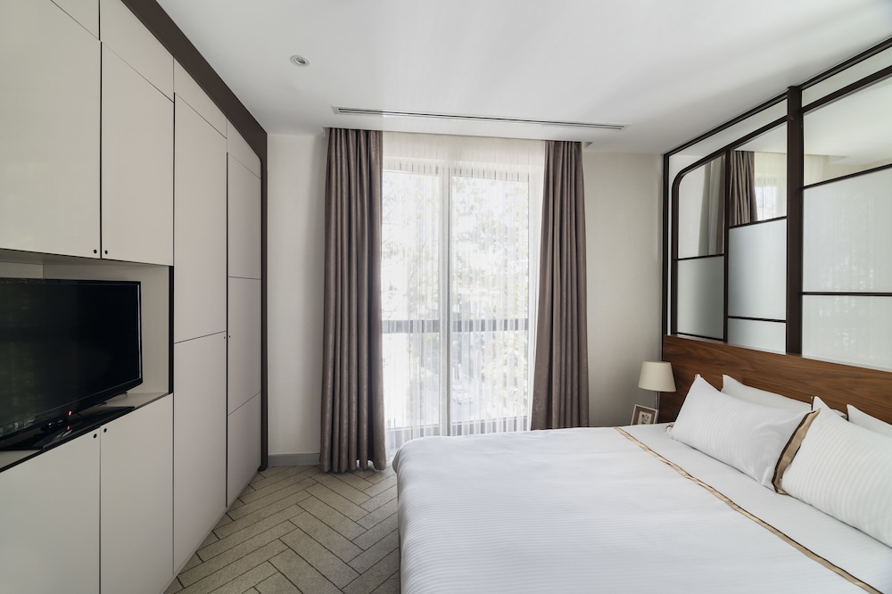 Upsuites Hotel 10