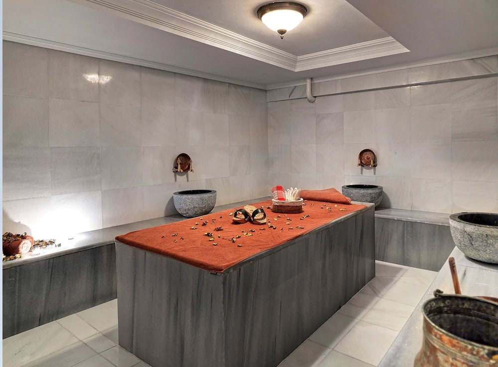Business Life Boutique Hotel 22