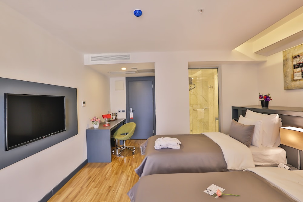 Business Life Boutique Hotel 4