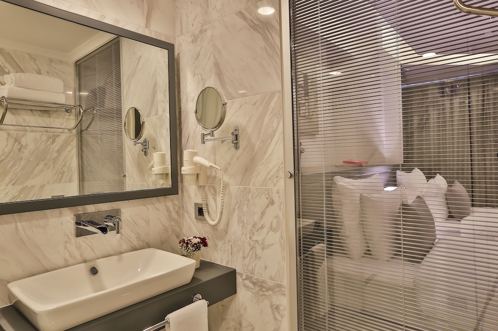 Business Life Boutique Hotel 17