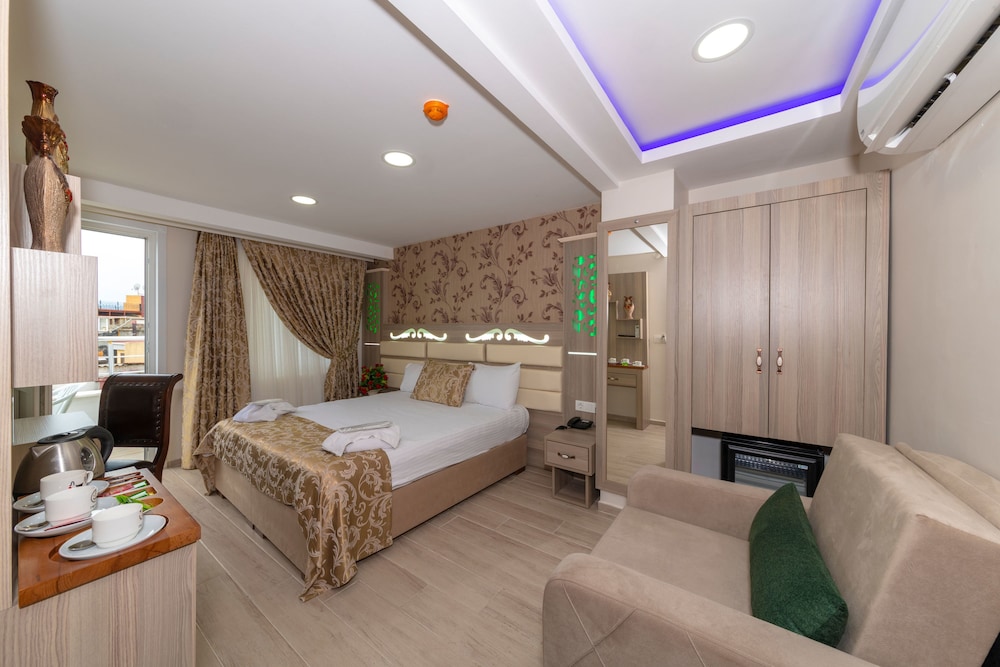 Raimond Hotel 7