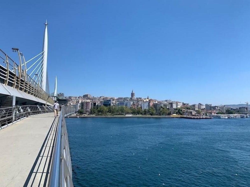 Diyar 21
