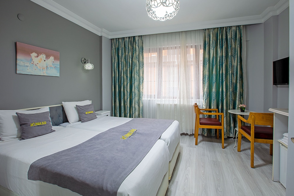 Taksim Unique Suites 15