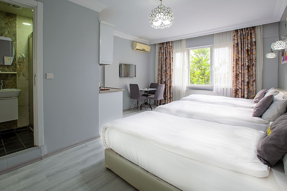 Taksim Unique Suites 16