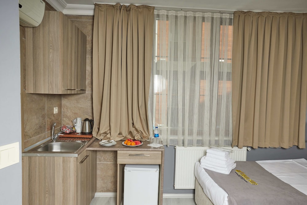 Taksim Unique Suites 10