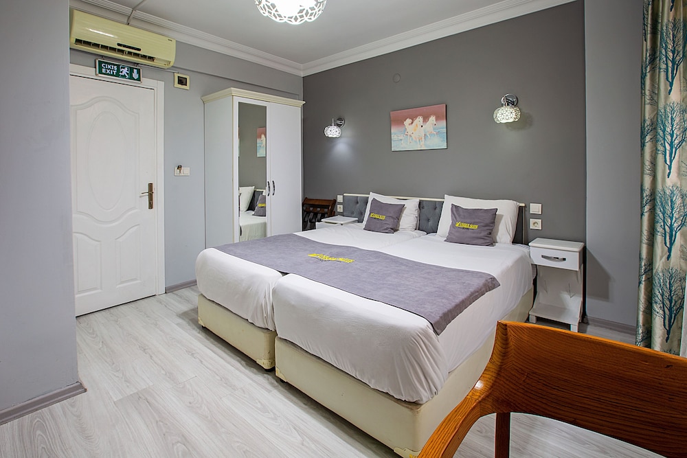 Taksim Unique Suites 12