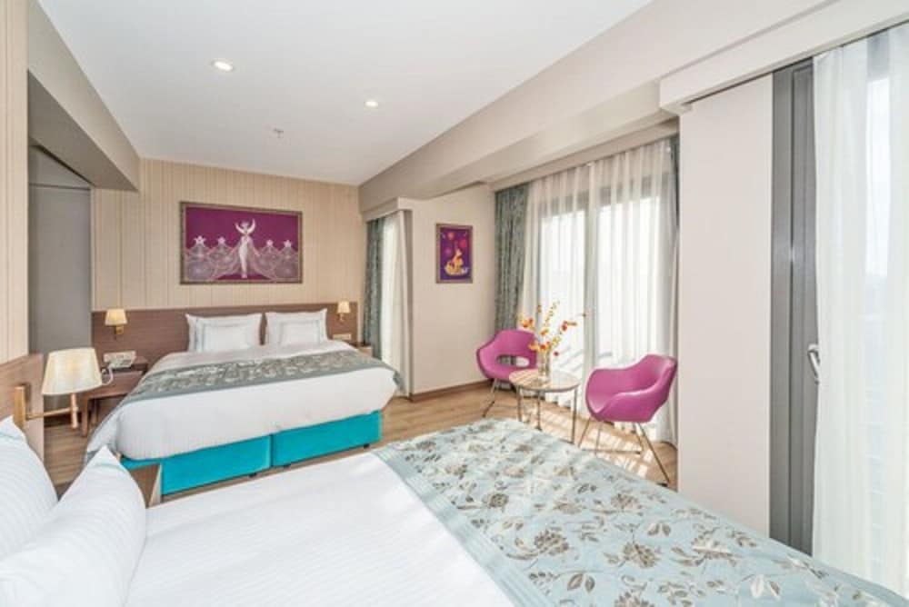 Taximist Hotel 24