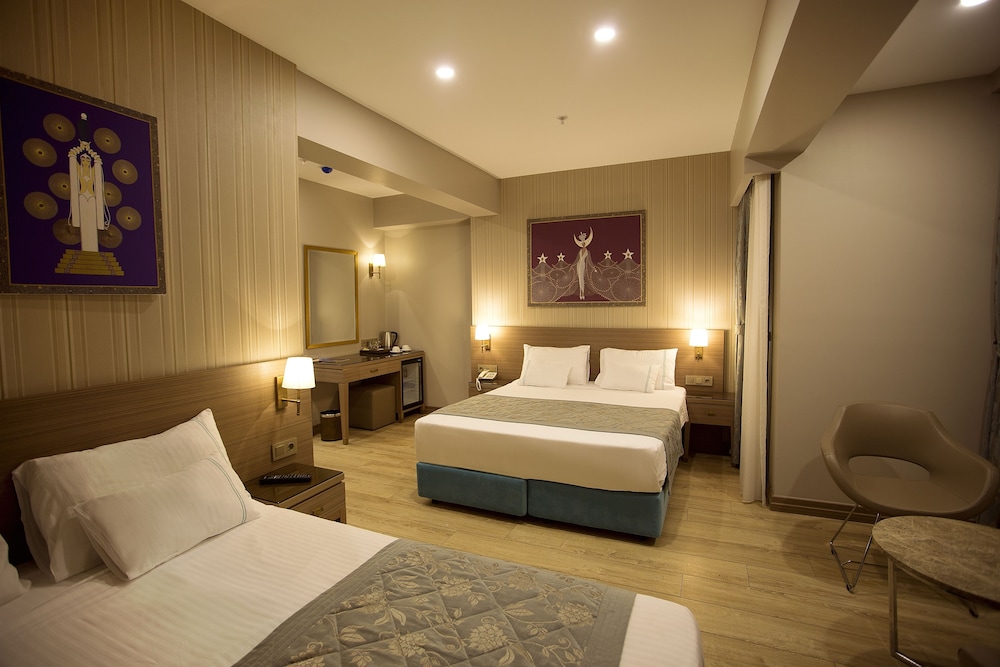 Taximist Hotel 9