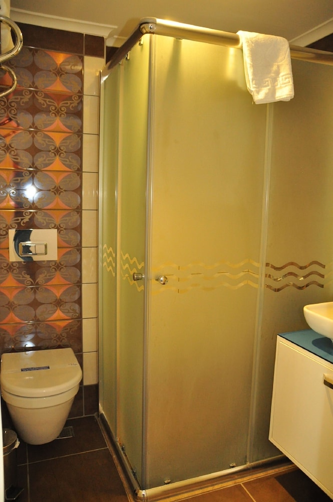 Aura Boutique Hotel 22