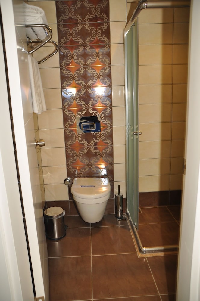Aura Boutique Hotel 21