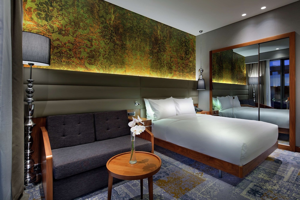 DoubleTree by Hilton Hotel Istanbul - Piyalepasa 24