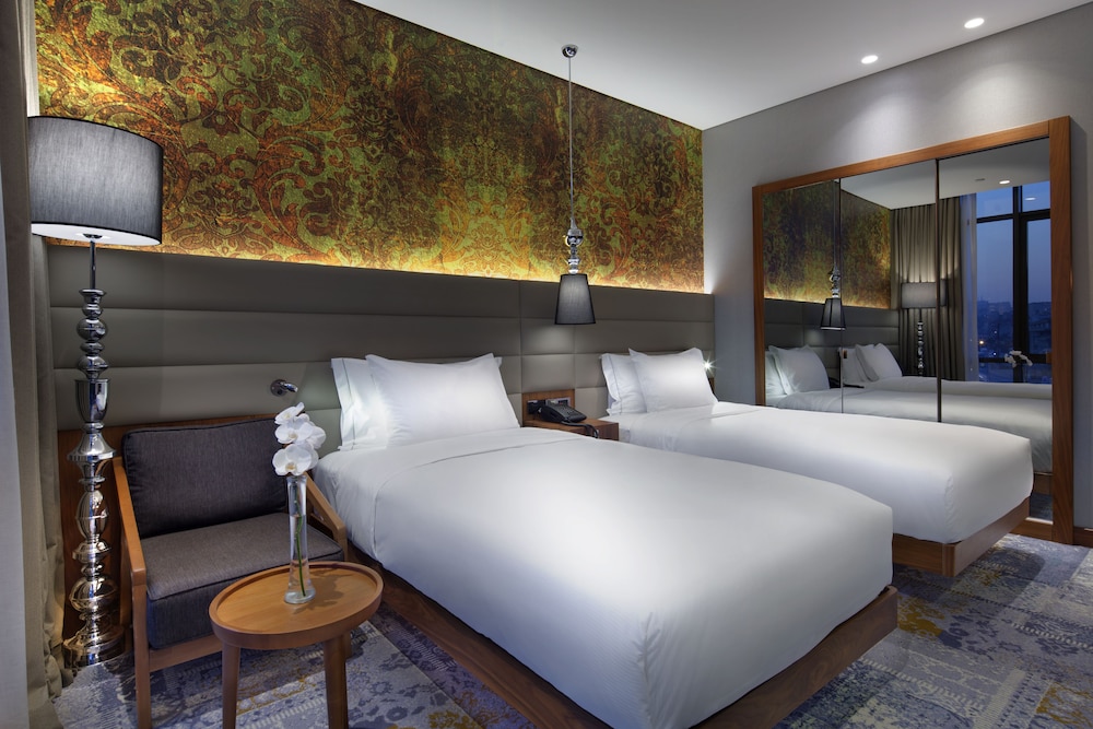 DoubleTree by Hilton Hotel Istanbul - Piyalepasa 19