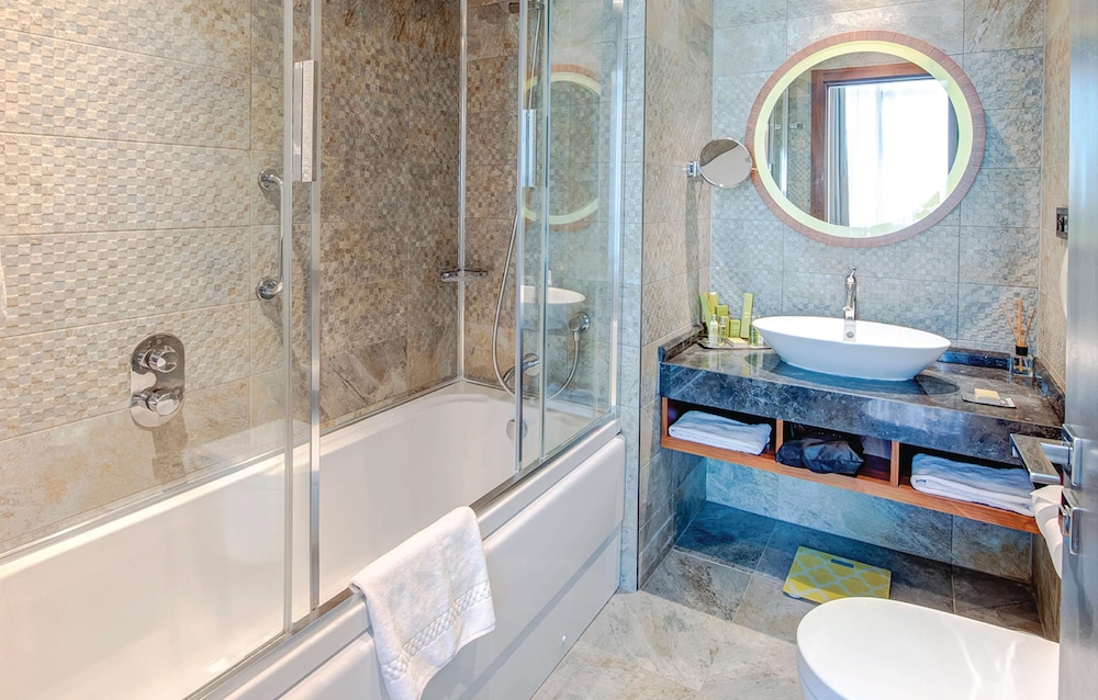 DoubleTree by Hilton Hotel Istanbul - Piyalepasa 21