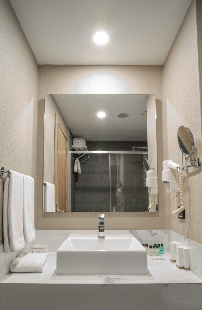 Mayi Hotel 21