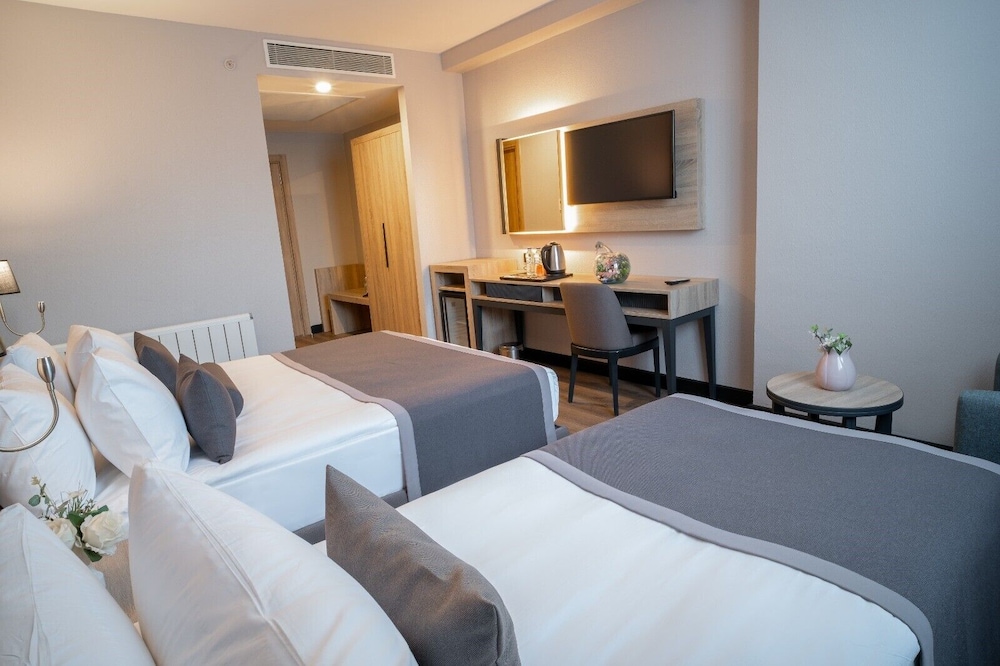 Mayi Hotel 4