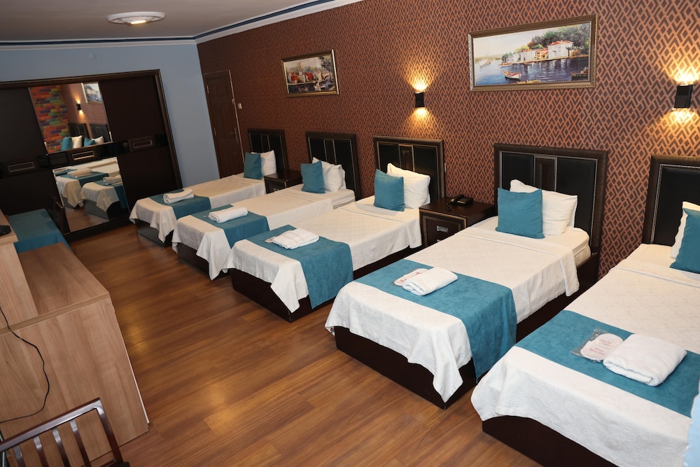 Adana Saray 16