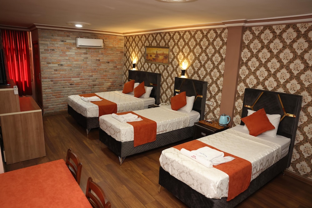 Adana Saray 9