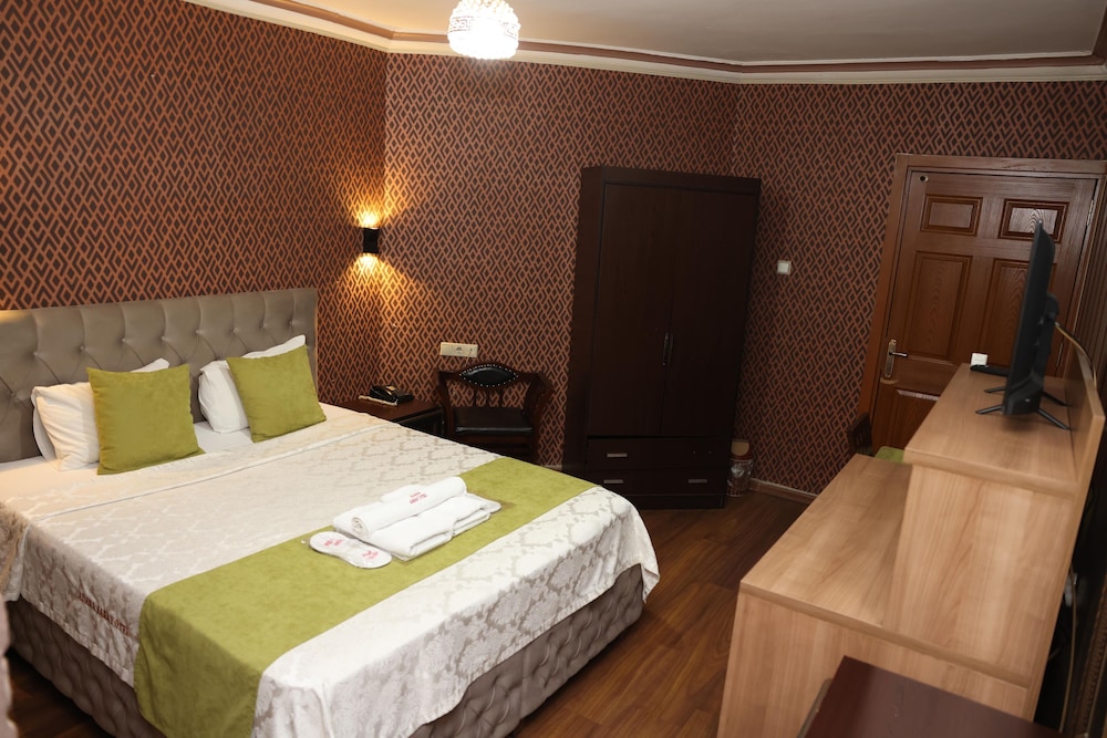 Adana Saray 4