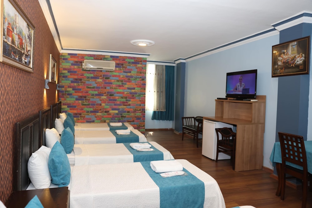 Adana Saray 13