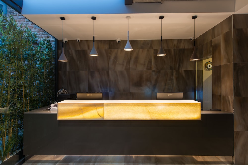 Favori Hotel 5