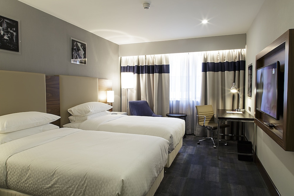 BOF Hotels Business 18