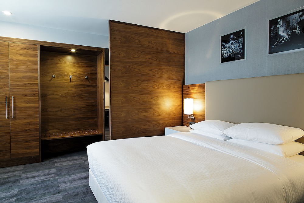 BOF Hotels Business 21
