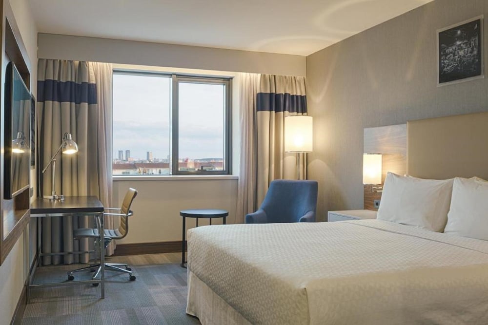 BOF Hotels Business 11