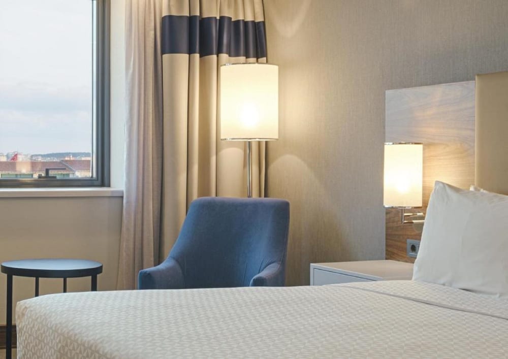 BOF Hotels Business 12