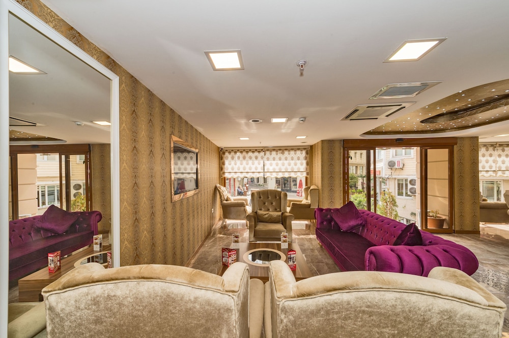 Grand Pamir Hotel 5