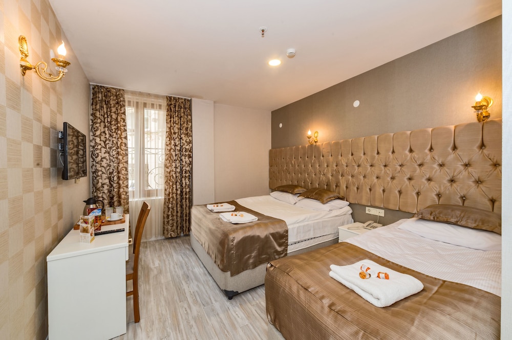 Grand Pamir Hotel 19
