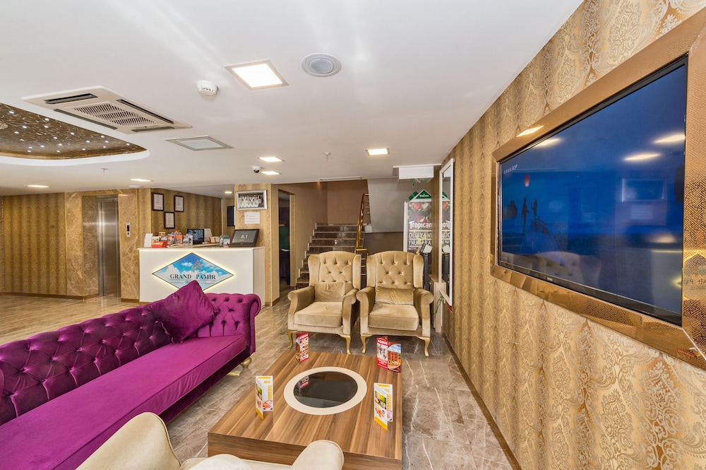 Grand Pamir Hotel 6