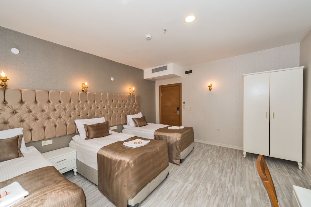 Grand Pamir Hotel 24