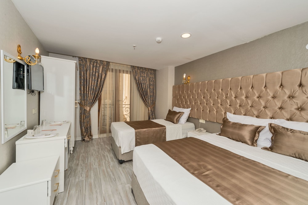 Grand Pamir Hotel 13